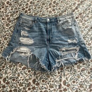 American Eagle Outfitters Classic Blue Jeans